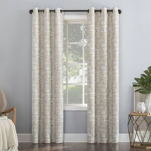 Sun Zero - 96"x40" Parrish Distressed Grid Thermal Extreme 10 Beige